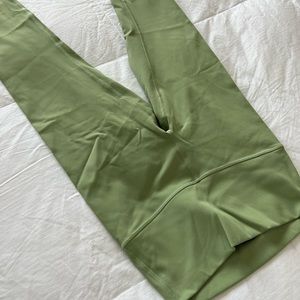 Lululemon Wunder Under High Rise 28" Legging